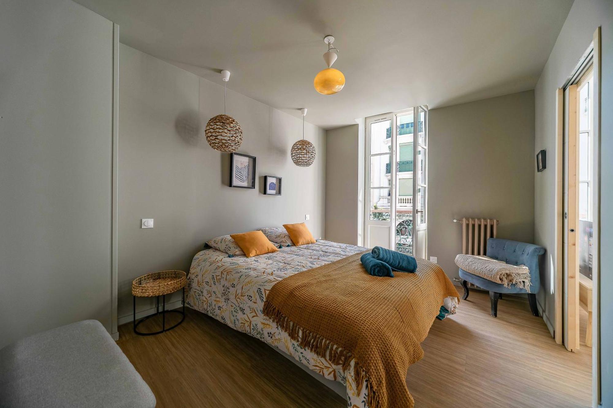 Residence Aristide Briand - Appartements En Centre Ville Vichy Zewnętrze zdjęcie