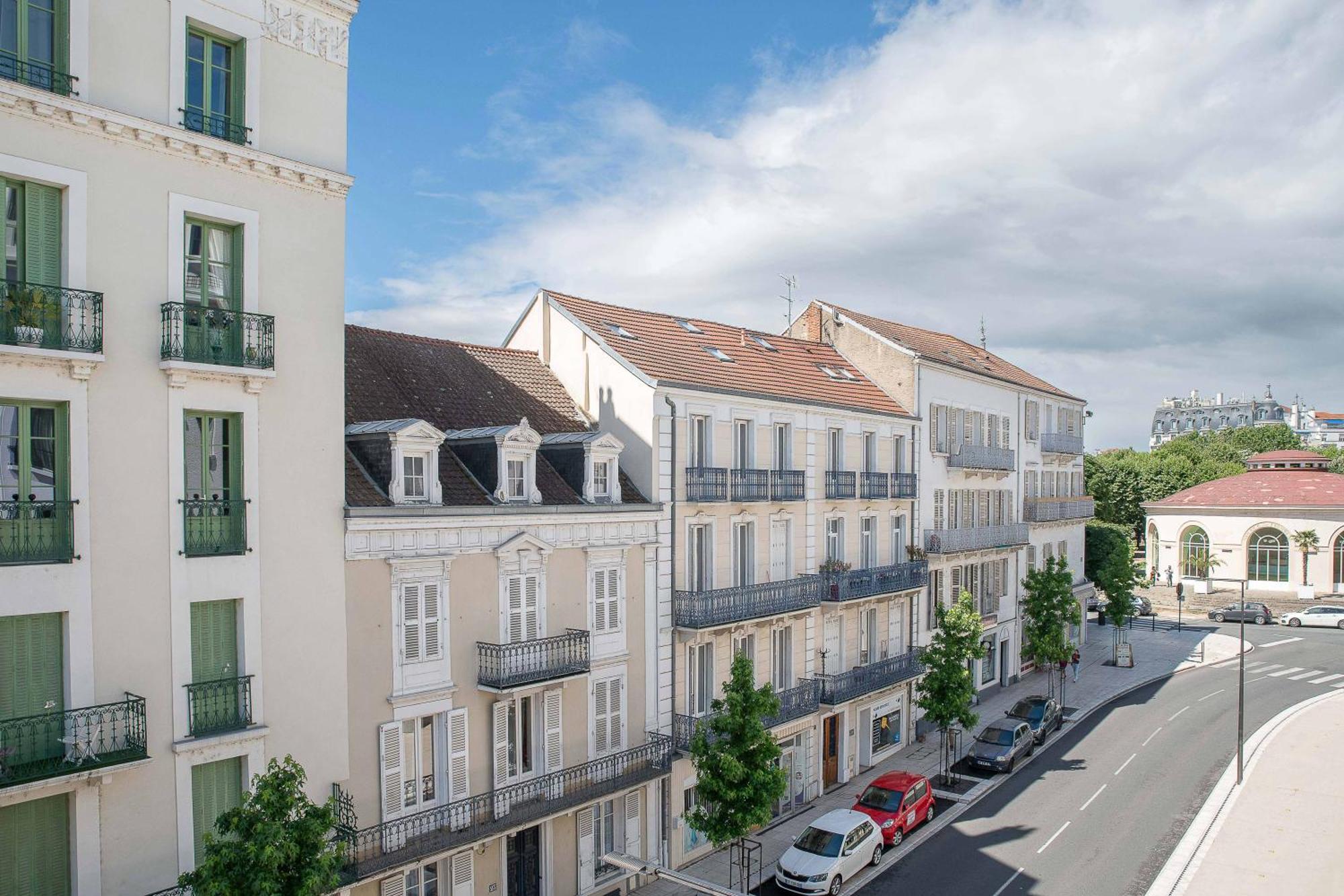 Residence Aristide Briand - Appartements En Centre Ville Vichy Zewnętrze zdjęcie